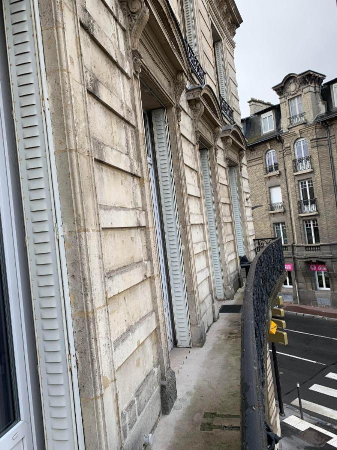 L'Aristide Leilighet Reims Eksteriør bilde